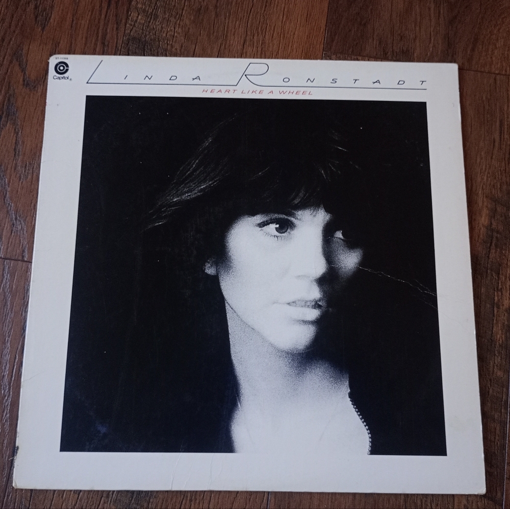Linda Ronstadt Heart Like A Wheel Vibyl Record Vintage